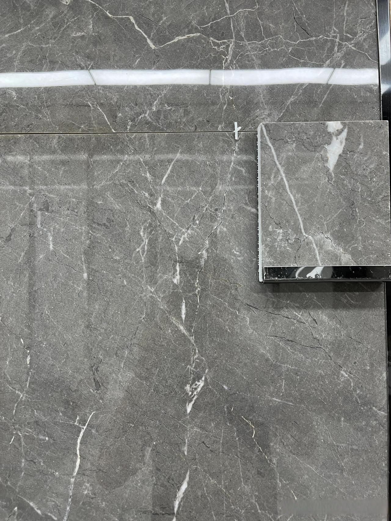 瓷砖硬度不够的表现(瓷砖硬度不够的表现有哪些) 瓷砖硬度不够的表现(瓷砖硬度不够的表现有哪些)